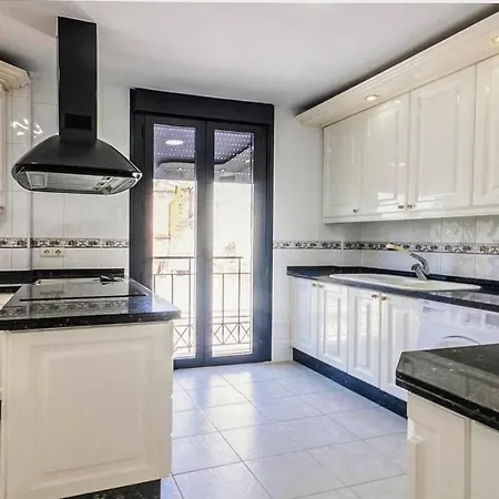 La Terraza Del Puente Y Mezqt-catedral *