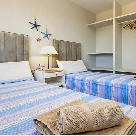 Moderno Apartamento, Inmejorable Ubicación *